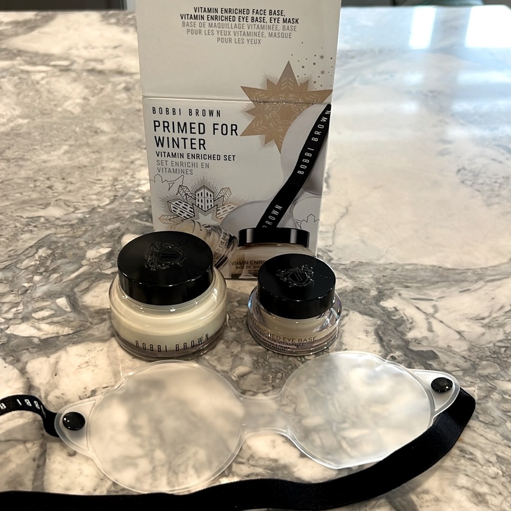 Brand New Bobby Brown, vitamin enriched face base vitamin enriched base